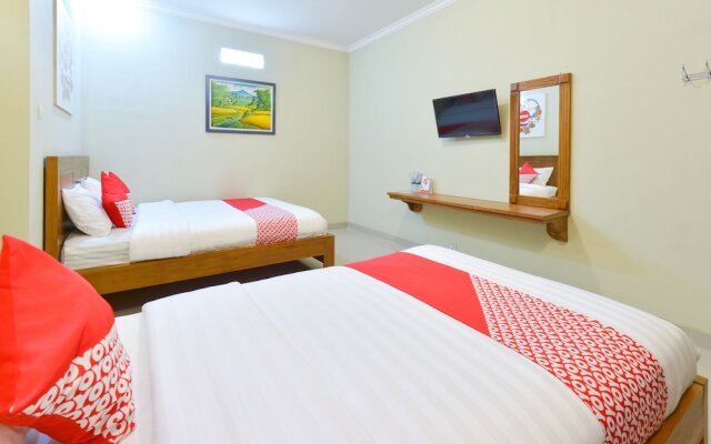 OYO 594 Joglo Manggisan Syariah