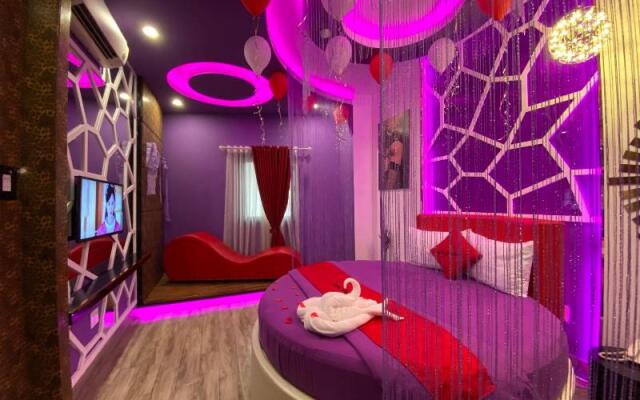 Tan Binh Hotel by ZUZU