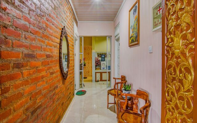 OYO 90506 Bunga Sonsang Homestay Syariah