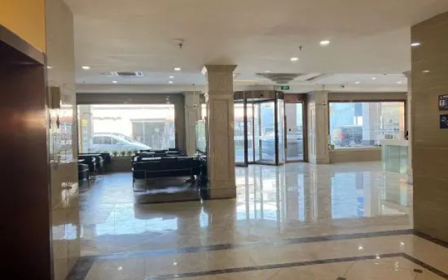 QinGe Hotel (Shanghai Lotus Road Branch)