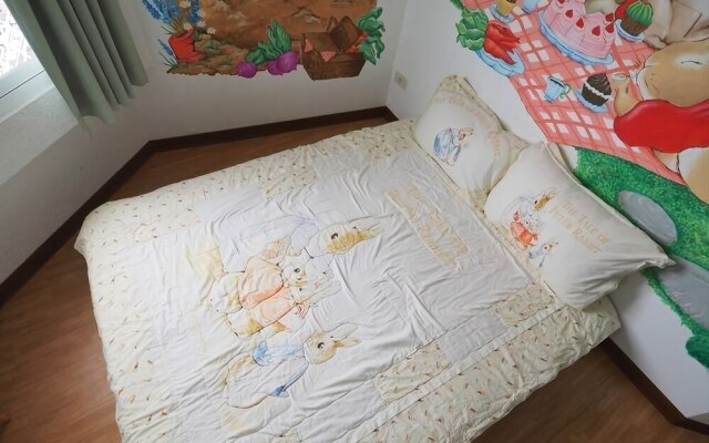 Peter Rabbit cozy nest
