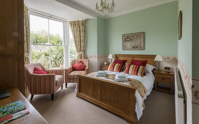 Cliftons Guest House