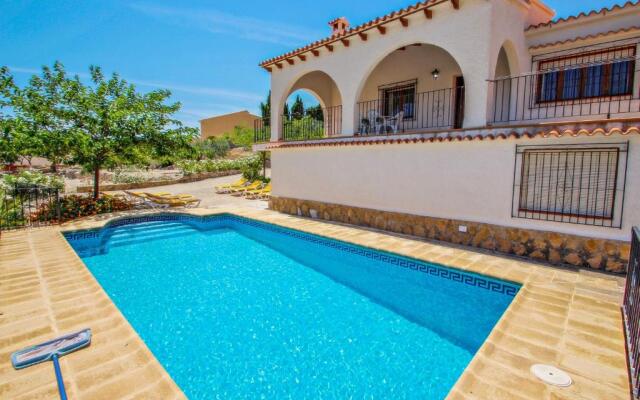 Laura-28A - traditionally furnished detached villa with peaceful surroundings in Calpe