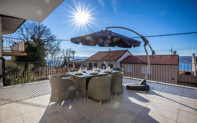 Beautiful Home in Crikvenica With 3 Bedrooms and Wifi