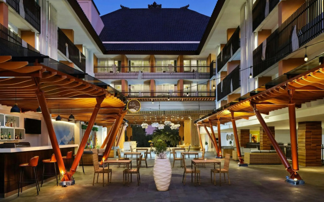 Fairfield by Marriott Bali Kuta Sunset Road