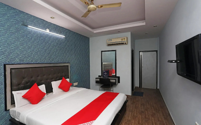OYO 27884 Hotel 3bs House Dx