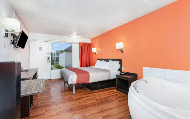 Relax Inn by OYO Columbus OH I 70