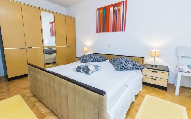 Apartment Zorka