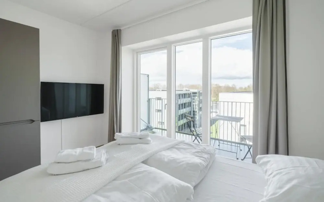 Beautiful Studio w Balcony