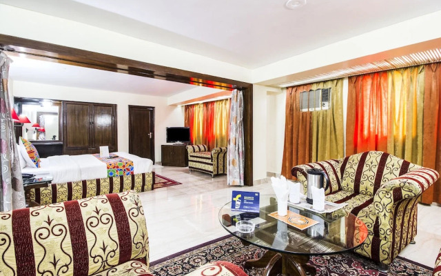 FabHotel Mayfair Inn