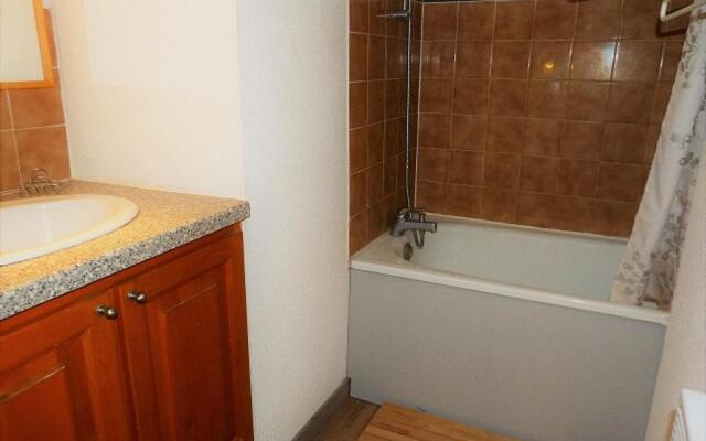 Appartement Les Menuires, 1 pièce, 4 personnes - FR-1-178-293