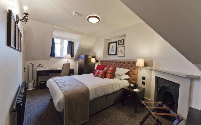 De Vere Horsley Estate