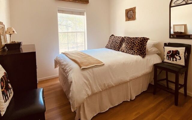 Bubbling Wells Oasis