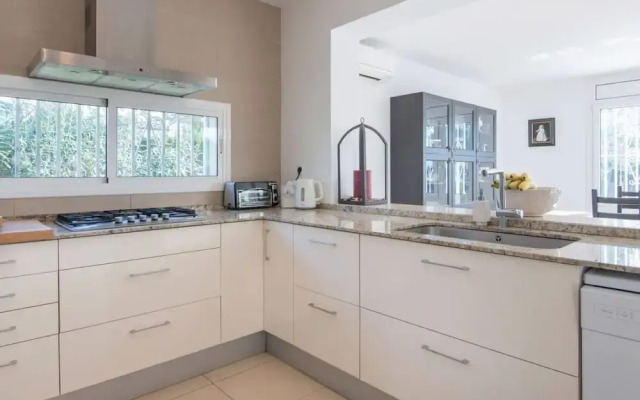 Beach In Cambrils Villa With Private Pool