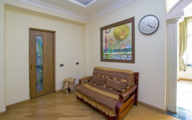 FlatsInYerevan - Apartments by Republic Square
