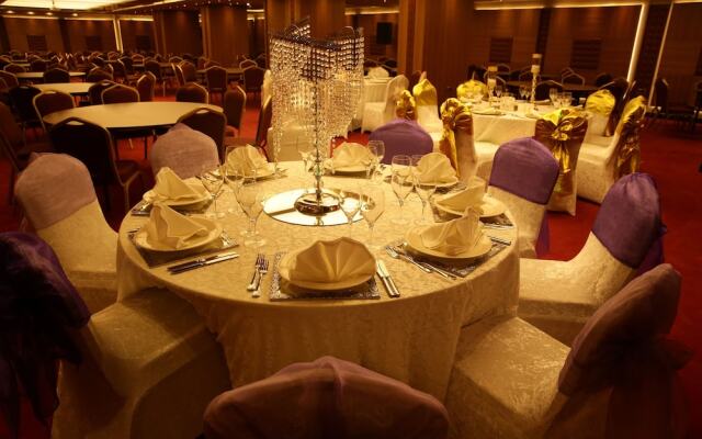 Continent Hotel Ataşehir