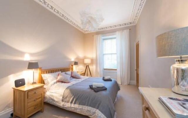 Dean Terrace Apartment