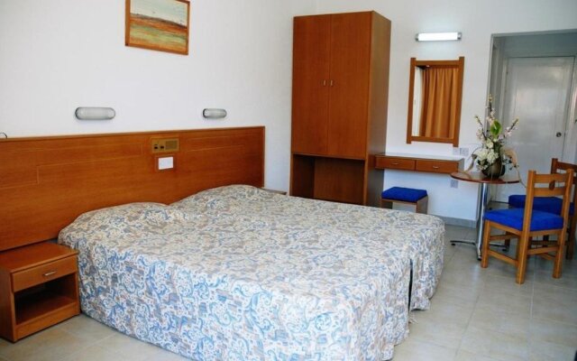 Cornelia Hotel