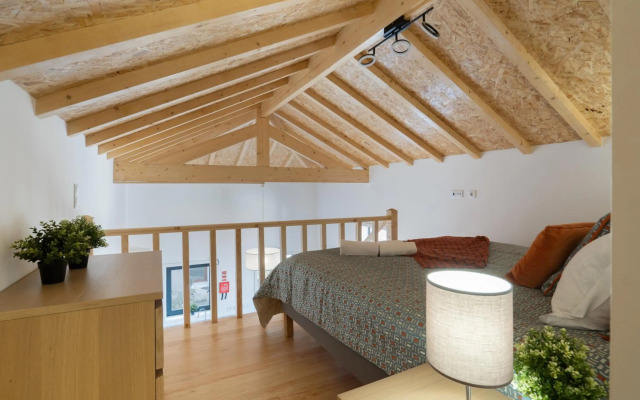 Stylish Duplex House - Terrace & River View