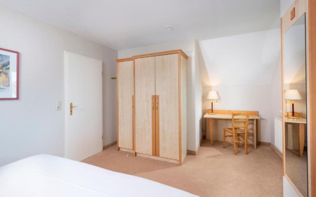 Sunday Rugen Superior 2-bedroom Apartment