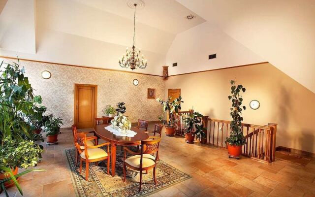 Hotel Akademie a depandance Vila Jarmila