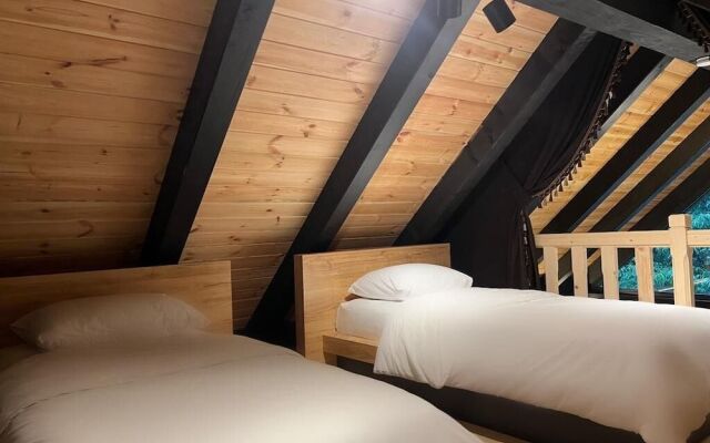 Ayder Vanak Stone Suites
