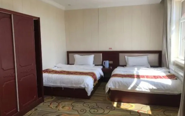 Dolun Hongyun Express Hotel