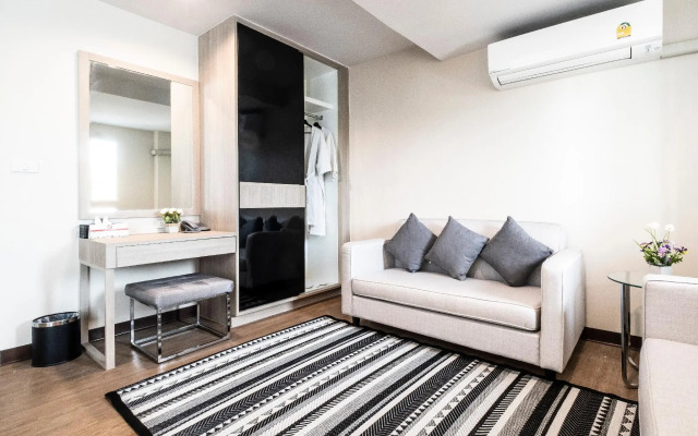 Sinsuvarn Airport Suite