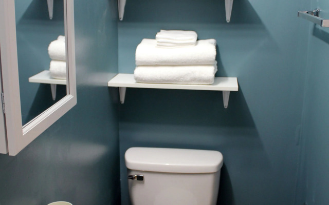 Brighton Guesthouse (Walk to Metro)