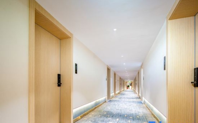 LanOuShangPin Hotel (Guang'an Siyuan Square)