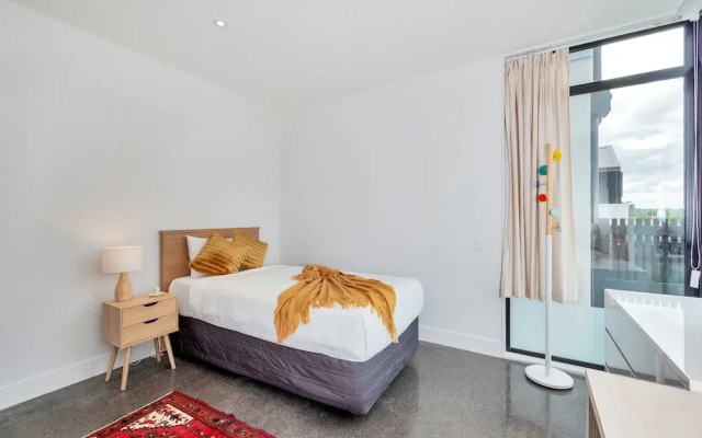 Wonderful Hobsonville Three Bedroom Home