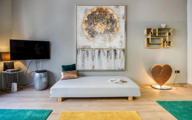 Luxury Pilvax Studio