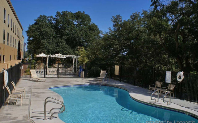 Hampton Inn & Suites Red Bluff