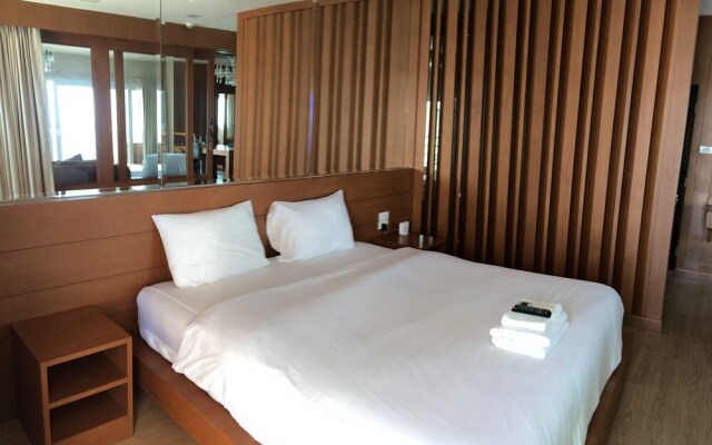 View Talay 6 Pattaya Beach Apartment by Honey