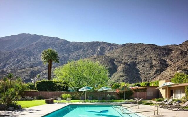 The Hideaway 21 and Over