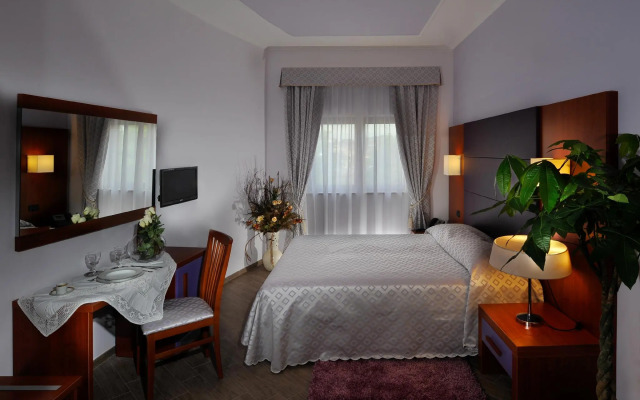 Hotel Roma Tiburtina
