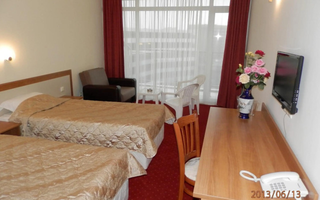 Hotel RIAGOR