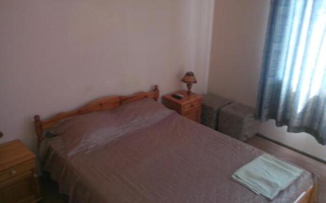 Family Hotel Ambrozia