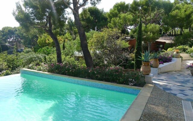 CASSIS HOSTEL Les Heures Claires