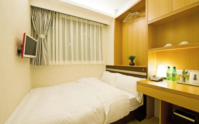 Camlux Hotel