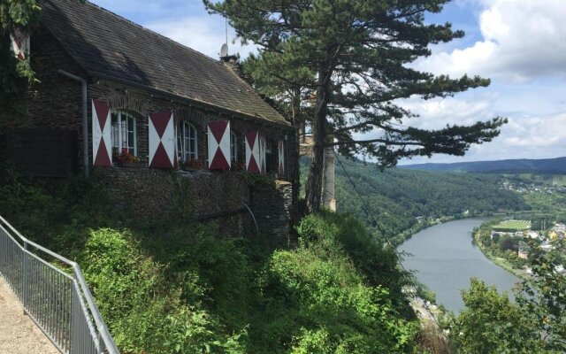 Harry's Vinothek & Restaurant