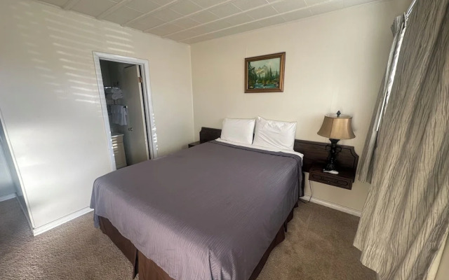 Grand Central Motel