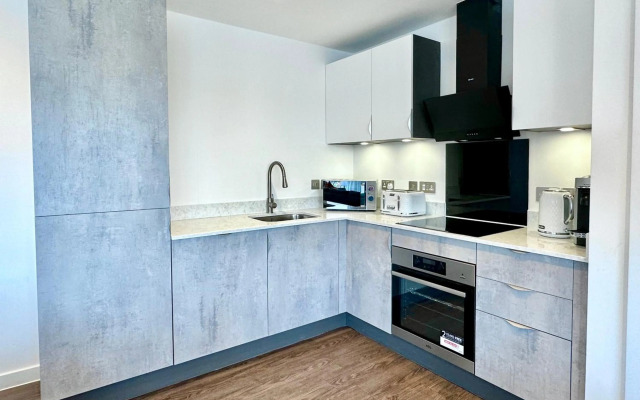 Icona Luxury Apartment - Minster Views & Allocated parking