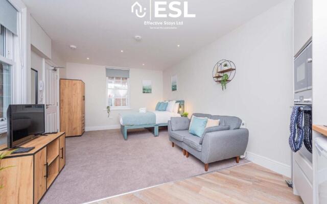 Studio 2, Second Floor Town Centre Apartment