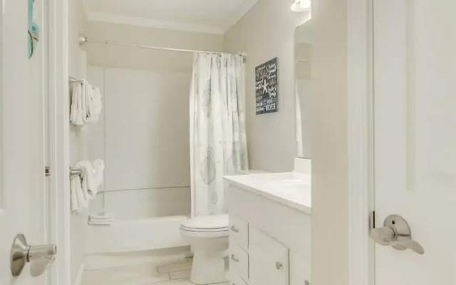 7 A, One Bedroom Condo