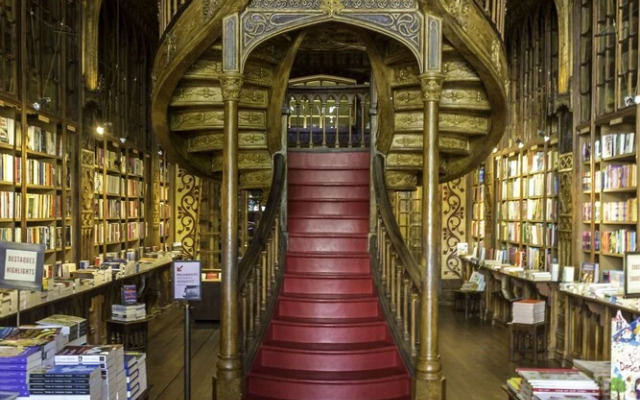 Guest  H4U Bonjardim Garden