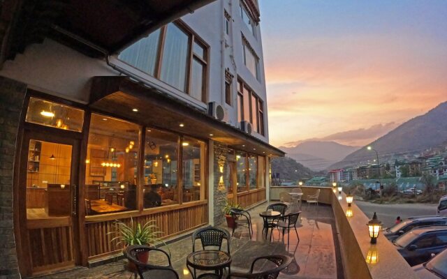 Asura Hotel