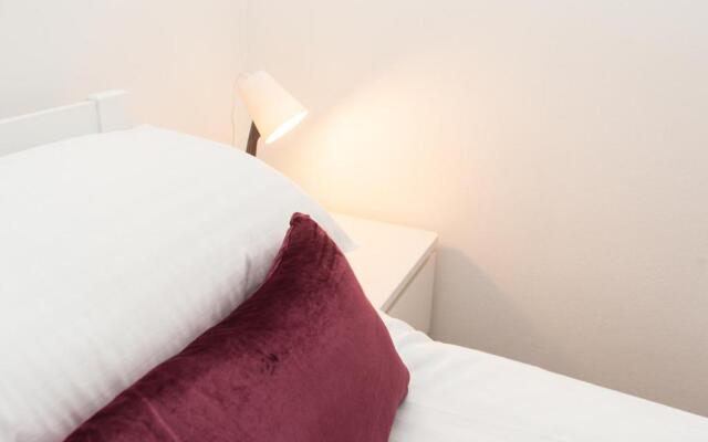 MyCityHaven The KingsWeston - flexible home sleeps 7