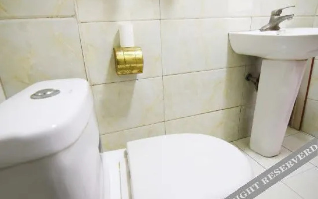 OYO xining shaoying business hotel