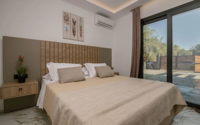 Kozakos Villa 1 With Private Swimming Pool